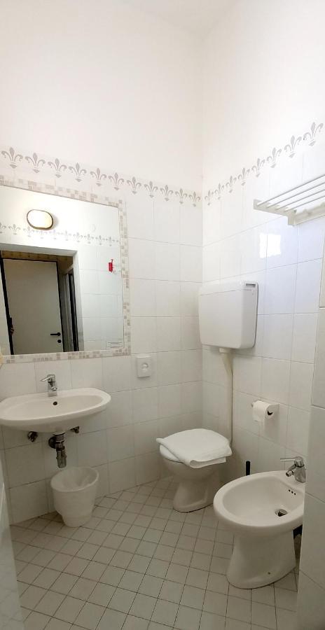 Hotel Brotas Rimini Extérieur photo