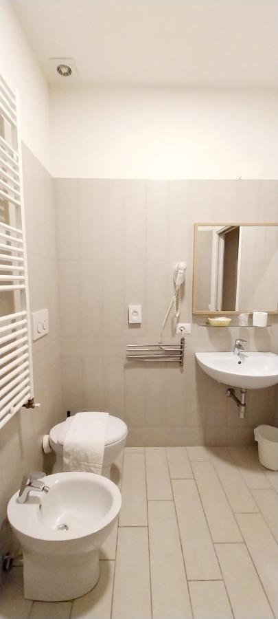 Hotel Brotas Rimini Extérieur photo