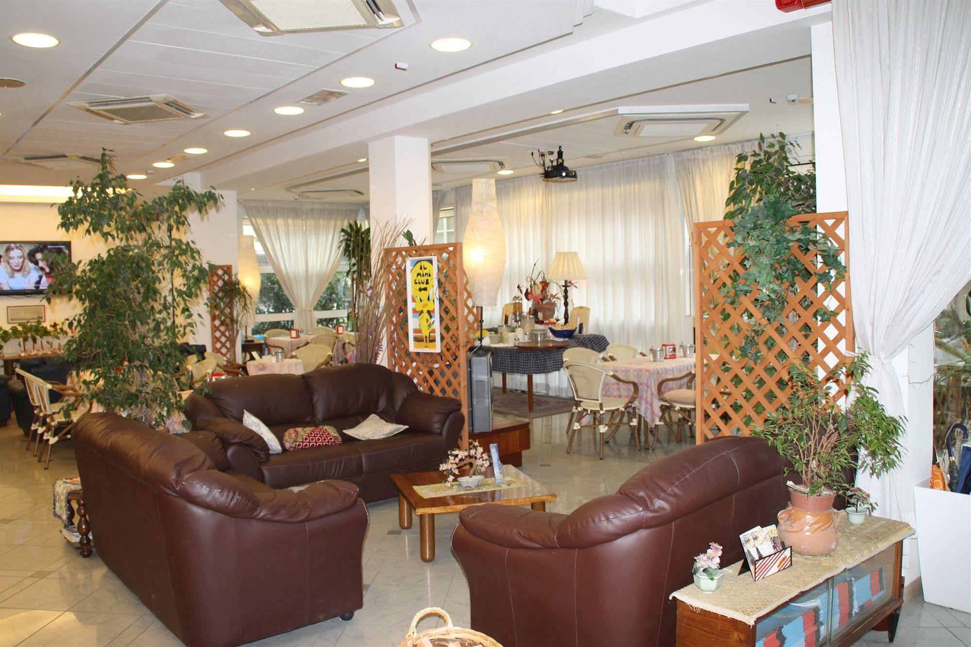 Hotel Brotas Rimini Extérieur photo