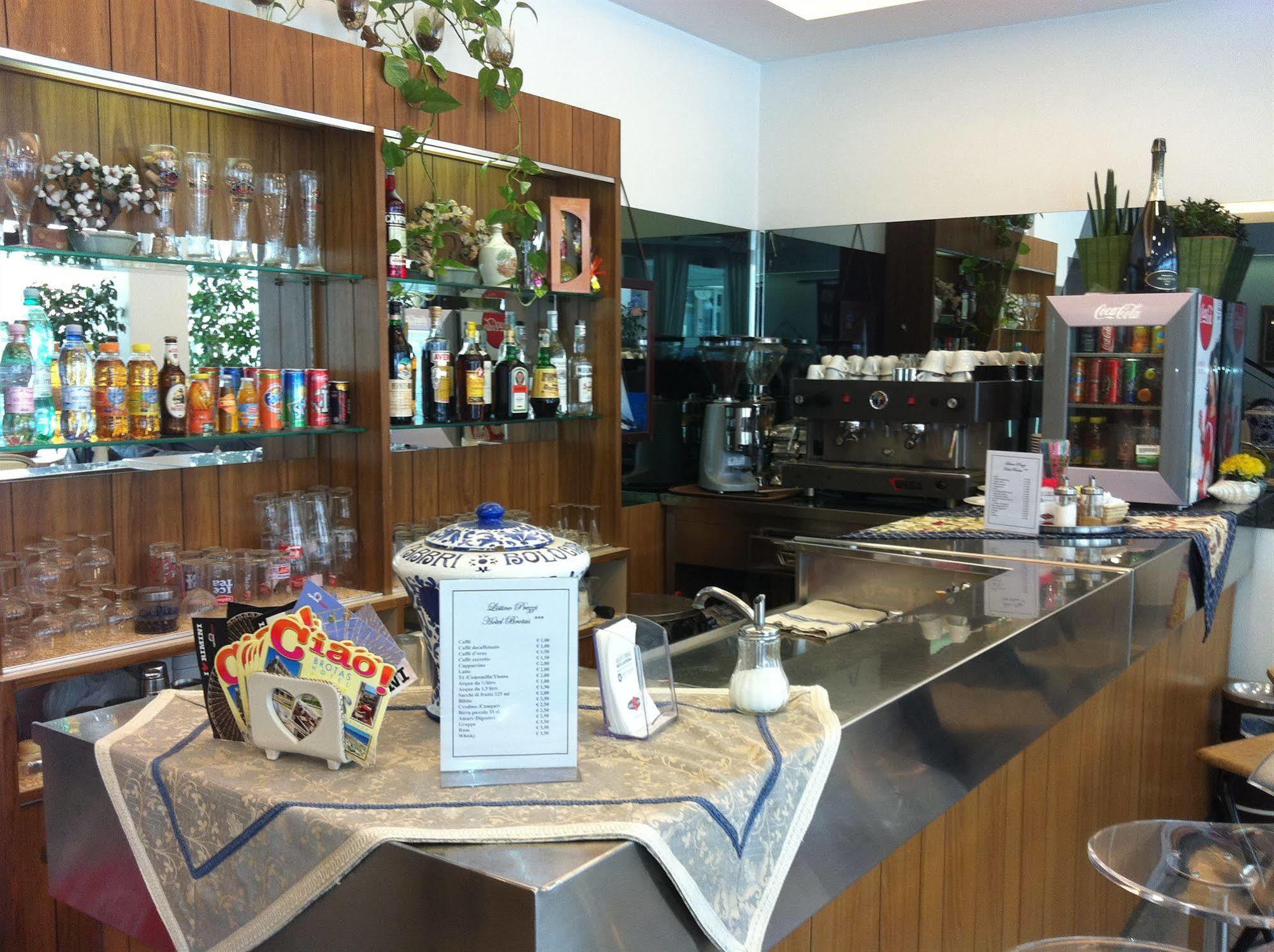 Hotel Brotas Rimini Extérieur photo